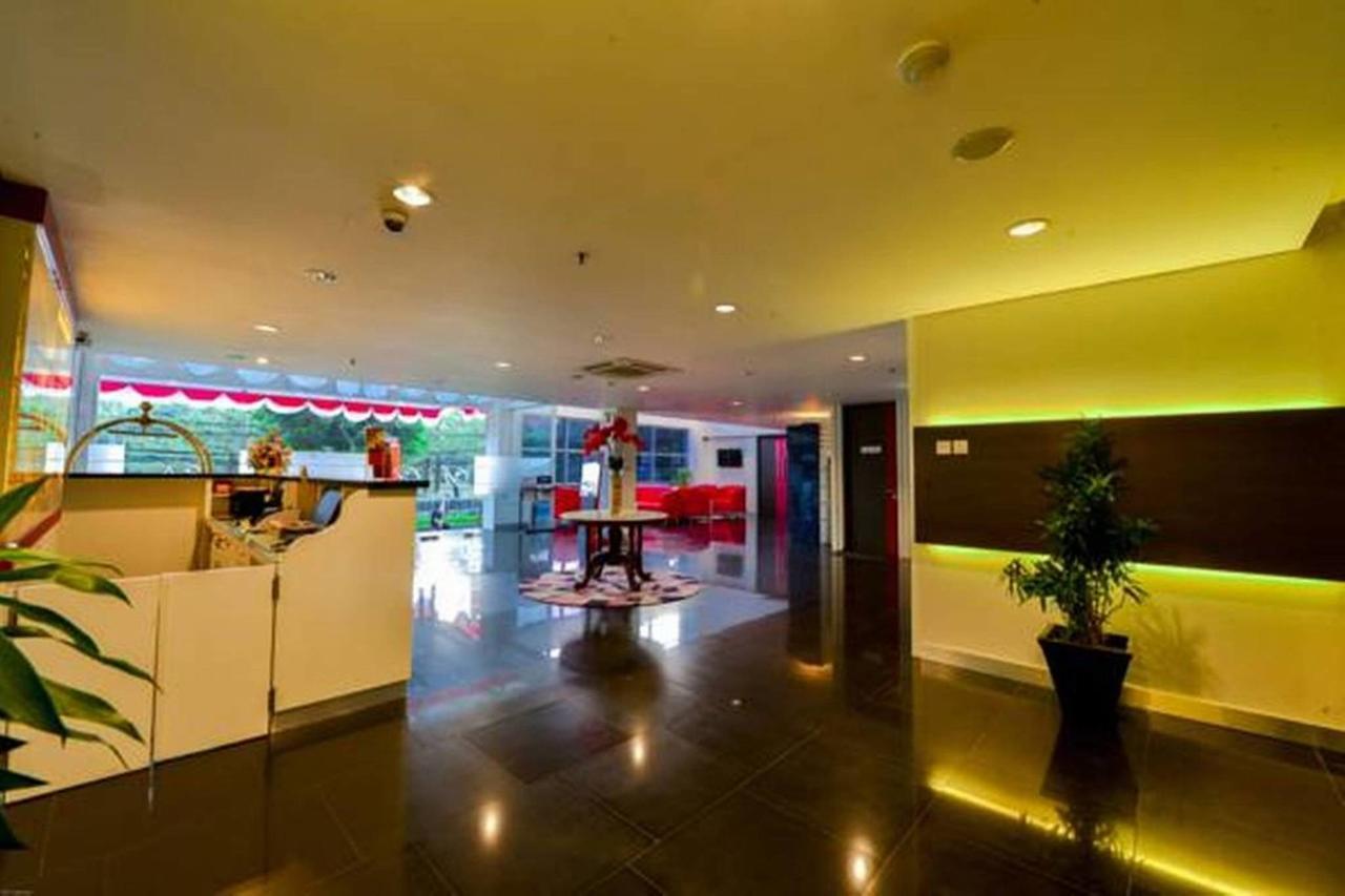 D'Hotel Jakarta Exterior photo