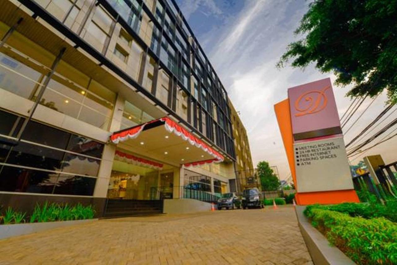 D'Hotel Jakarta Exterior photo