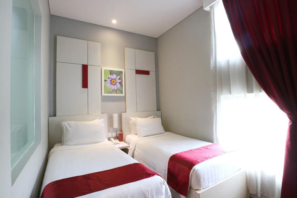 D'Hotel Jakarta Exterior photo